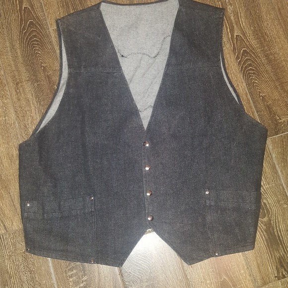 MEN VEST - Picture 3 of 6